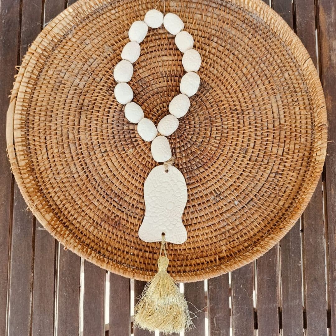 Chapelet poisson avec ponpon-doré