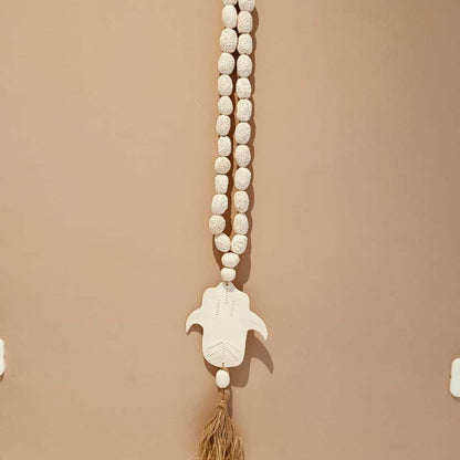 Chapelet en céramique avec pampille en jute (95 cm)